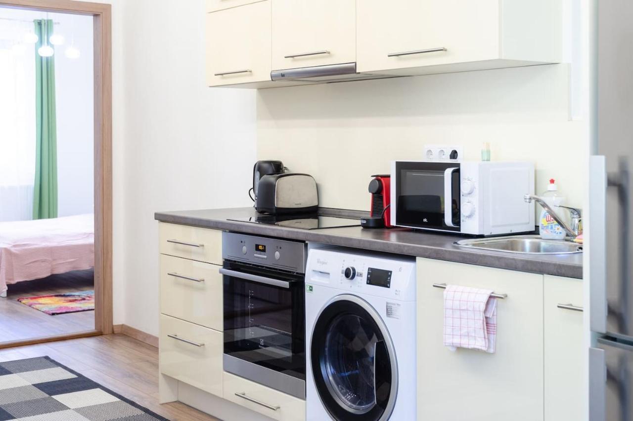 3 En Suit Bedroom Flat In The Main Centre For 6Ppl, 3Bdr,3Bthr,Ac Budapest Luaran gambar